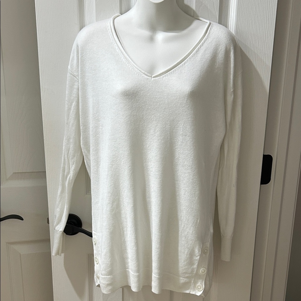 J crew women’s size small v neck sweater
